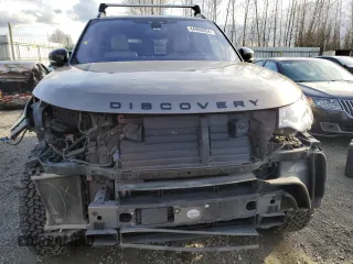 2017 Land Rover Discovery HSE with VIN SALRRBBV3HA024471, listed as a Copart auction lot 44960054 with 64,333 mi miles. Bid and sale history available at carsss.com. Image 5.