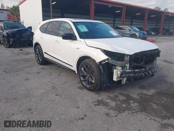 2024 Acura MDX w/A-Spec Package with VIN 5J8YE1H05RL017260, listed as a IAAI auction lot 41653295 with 11,332 mi miles. Bid and sale history available at carsss.com. Image 1.