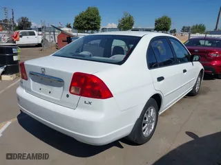 2001 Honda Civic LX with VIN 2HGES16551H602691, listed as a IAAI auction lot 42039179 with 139,615 mi miles. Bid and sale history available at carsss.com. Image 4.