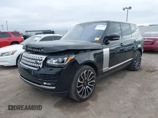2017 Land Rover Range Rover z VIN SALGS2FE7HA327811, wystawiony jako IAAI lot #41232873 z przebiegiem 55 304 mil mil oraz . Historia ofert i sprzedaży dostępna na DreamBid. Obrazek 2.