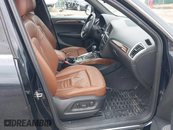 2011 Audi Q5 Premium Plus z VIN WA1LFAFP3BA038139, wystawiony jako IAAI lot #42186980 z przebiegiem 197 807 mil mil oraz . Historia ofert i sprzedaży dostępna na DreamBid. Obrazek 5.