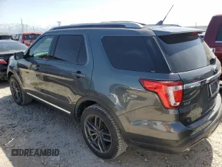 2019 Ford Explorer XLT с VIN 1FM5K8DH0KGA51826, выставлен на аукционе Copart как лот 52553815 с пробегом 98 279 миль миль и Списание • Salvage title. История ставок и продаж доступна на DreamBid. Изображение 2.
