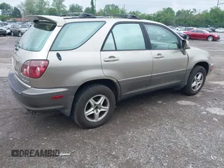 2000 Lexus RX 300 z VIN JT6HF10U8Y0144540, wystawiony jako IAAI lot #42262376 z przebiegiem 174 430 mil mil oraz . Historia ofert i sprzedaży dostępna na DreamBid. Obrazek 4.