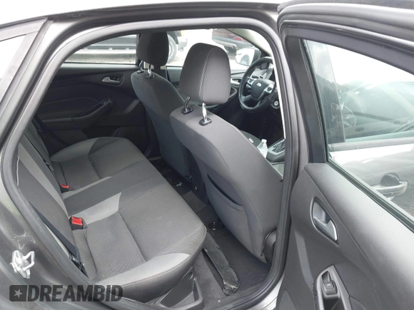 2012 Ford Focus SE with VIN 1FAHP3F29CL310052, listed as a IAAI auction lot 42671578 with 220,537 mi miles and . Bid and sale history available at DreamBid. Image 8.