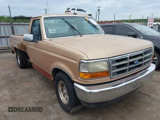 1994 Ford F-150 z VIN 1FTEF15N0RLB20570, wystawiony jako IAAI lot #42190165 z przebiegiem 291 158 mil mil oraz . Historia ofert i sprzedaży dostępna na DreamBid. Obrazek 1.