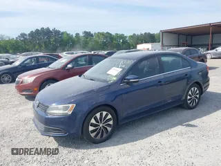 2012 Volkswagen Jetta SE with VIN 3VWDP7AJ0CM473070, listed as a IAAI auction lot 42084526 with 127,243 mi miles and . Bid and sale history available at DreamBid. Image 16.