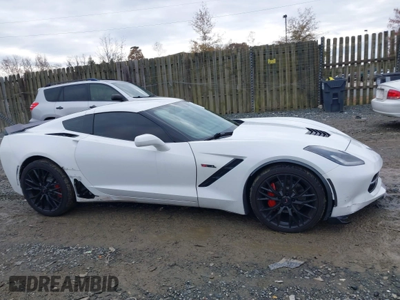 2014 Chevrolet Corvette 1LT z VIN 1G1YA2D7XE5128719, wystawiony jako IAAI lot #40877448 z przebiegiem 75 961 mil mil oraz . Historia ofert i sprzedaży dostępna na DreamBid. Obrazek 13.