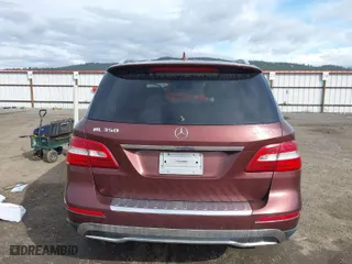 2013 Mercedes-Benz M-Class ML 350 with VIN 4JGDA5HB5DA164292, listed as a IAAI auction lot 41903855 with 209,650 mi miles. Bid and sale history available at carsss.com. Image 15.