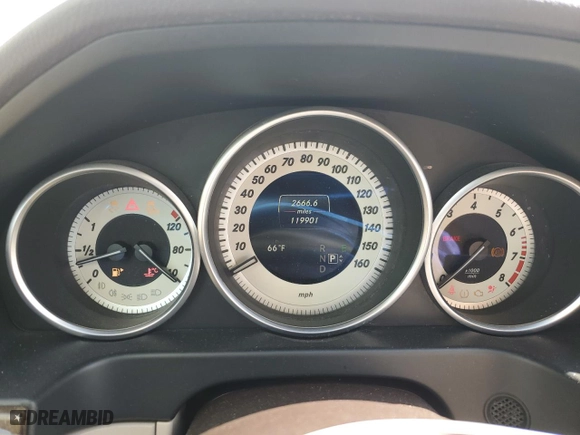 2015 Mercedes-Benz E-Class E 350 Luxury with VIN WDDHF8JB3FB106008, listed as a Copart auction lot 48845175 with 119,901 mi miles and Salvage Title. Bid and sale history available at carsss.com. Image 9.
