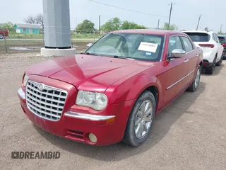 2010 Chrysler 300 C Hemi with VIN 2C3CA6CT2AH126011, listed as a IAAI auction lot 41914085 with 230,640 mi miles and . Bid and sale history available at carsss.com. Image 6.