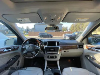 2015 Mercedes-Benz GL-Class GL 350 BlueTEC with VIN 4JGDF2EE6FA496002, listed as a Copart auction lot 52011744 with 136,993 mi miles. Bid and sale history available at carsss.com. Image 9.