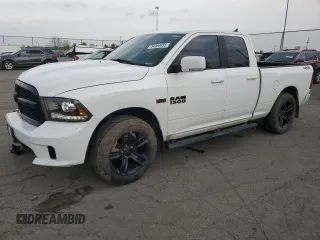 2018 Ram 1500 Sport z VIN 1C6RR7HT2JS180082, wystawiony jako Copart lot #54960955 z przebiegiem 105 324 mil mil oraz Szkoda całkowita • Salvage title. Historia ofert i sprzedaży dostępna na DreamBid. Obrazek 1.