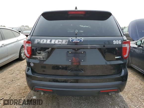 2017 Ford Police Interceptor Utility with VIN 1FM5K8AR4HGE02145, listed as a Copart auction lot 60424045 with Not provided miles and Salvage title. Bid and sale history available at DreamBid. Image 6.