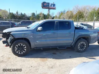 2023 Nissan Frontier PRO-4X with VIN 1N6ED1EK7PN670665, listed as a IAAI auction lot 41785130 with 21,561 mi miles. Bid and sale history available at carsss.com. Image 15.