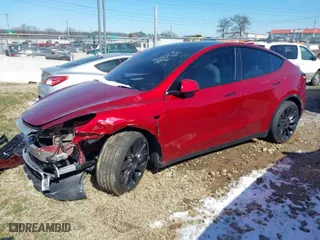 2024 Tesla Model Y Performance with VIN 7SAYGDEF1RA322163, listed as a IAAI auction lot 41632362 with 6,437 mi miles. Bid and sale history available at carsss.com. Image 2.