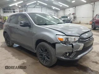 2019 Mitsubishi Outlander ES z VIN JA4AR3AU3KU028605, wystawiony jako IAAI lot #42300951 z przebiegiem 108 918 mil mil oraz . Historia ofert i sprzedaży dostępna na DreamBid. Obrazek 1.
