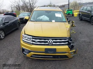 2018 Volkswagen Atlas 3.6L V6 SEL with VIN 1V2RR2CA0JC557938, listed as a IAAI auction lot 41964285 with 53,991 mi miles. Bid and sale history available at carsss.com. Image 12.