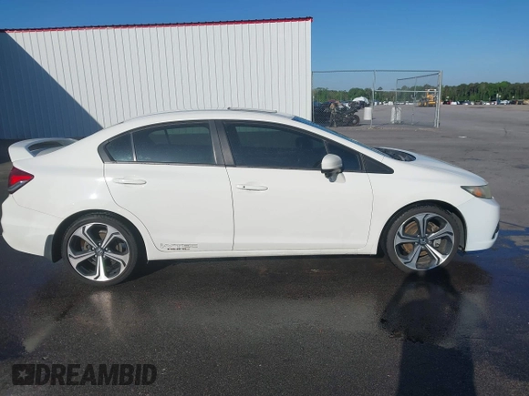 2015 Honda Civic Sedan Si with VIN 2HGFB6E53FH703173, listed as a IAAI auction lot 41970806 with 149,249 mi miles. Bid and sale history available at carsss.com. Image 14.