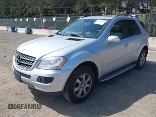 2007 Mercedes-Benz M 320 CDI z VIN 4JGBB22E67A210285, wystawiony jako IAAI lot #42002404 z przebiegiem 164 318 mil mil oraz . Historia ofert i sprzedaży dostępna na DreamBid. Obrazek 2.