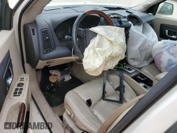 2004 Cadillac SRX with VIN 1GYEE63A340141739, listed as a Copart auction lot 87891925 with 155,765 mi miles and Salvage Title. Bid and sale history available at carsss.com. Image 8.