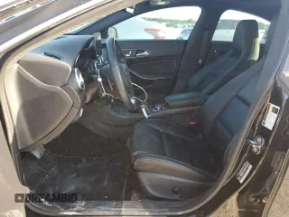 2019 Mercedes-Benz CLA 250 z VIN WDDSJ4EB1KN742362, wystawiony jako Copart lot #52412945 z przebiegiem 52 419 mil mil oraz Szkoda całkowita • Salvage title. Historia ofert i sprzedaży dostępna na DreamBid. Obrazek 7.