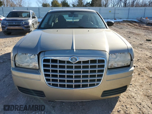 2008 Chrysler 300 LX with VIN 2C3KA43R78H223882, listed as a Copart auction lot 89132945 with 125,153 mi miles and Clean Title. Bid and sale history available at carsss.com. Image 5.