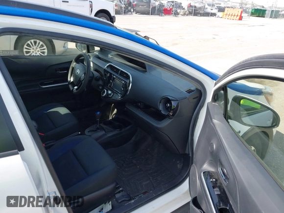 2018 Toyota Prius One with VIN JTDKDTB35J1599544, listed as a IAAI auction lot 42041925 with 79,501 mi miles and . Bid and sale history available at DreamBid. Image 5.