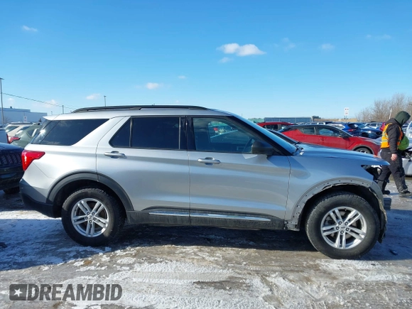 2020 Ford Explorer XLT z VIN 1FMSK8DH1LGC07778, wystawiony jako IAAI lot #41526657 z przebiegiem 65 299 mil mil oraz . Historia ofert i sprzedaży dostępna na DreamBid. Obrazek 14.