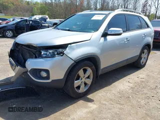 2012 Kia Sorento EX with VIN 5XYKU4A27CG236759, listed as a IAAI auction lot 41908574 with 197,841 mi miles. Bid and sale history available at carsss.com. Image 2.