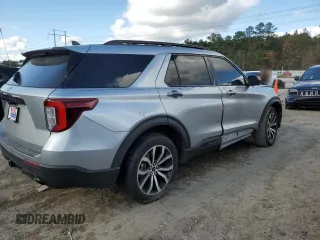 2022 Ford Explorer ST-Line with VIN 1FMSK7KH3NGC31810, listed as a Copart auction lot 84958304 with 42,593 mi miles and Salvage Title. Bid and sale history available at carsss.com. Image 3.
