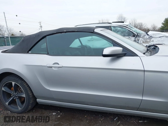 2013 Ford Mustang V6 with VIN 1ZVBP8EM3D5245234, listed as a IAAI auction lot 41453875 with 161,867 mi miles and . Bid and sale history available at DreamBid. Image 14.