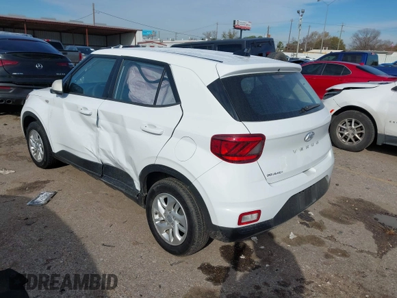 2022 Hyundai Venue SE with VIN KMHRB8A30NU134852, listed as a IAAI auction lot 41346732 with 45,086 mi miles and . Bid and sale history available at DreamBid. Image 3.