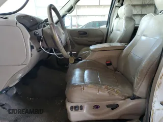 2001 Ford F-150 XLT z VIN 1FTRW08L91KB86700, wystawiony jako Copart lot #57443015 z przebiegiem 340 550 mil mil oraz Czysty tytuł • Clean title. Historia ofert i sprzedaży dostępna na DreamBid. Obrazek 7.