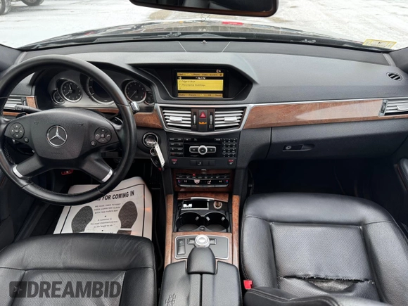2011 Mercedes-Benz E 350 Luxury with VIN WDDHH8HB8BA506209, listed as a Copart auction lot 49120345 with 205,828 mi miles and Clean Title. Bid and sale history available at DreamBid. Image 9.