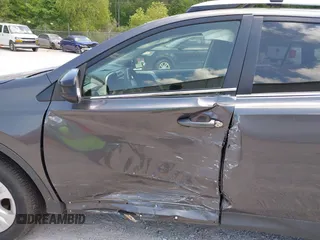 2014 Toyota RAV4 LE с VIN JTMZFREV0EJ021172, выставлен на аукционе IAAI как лот 42123498 с пробегом 63 846 миль миль и . История ставок и продаж доступна на DreamBid. Изображение 6.
