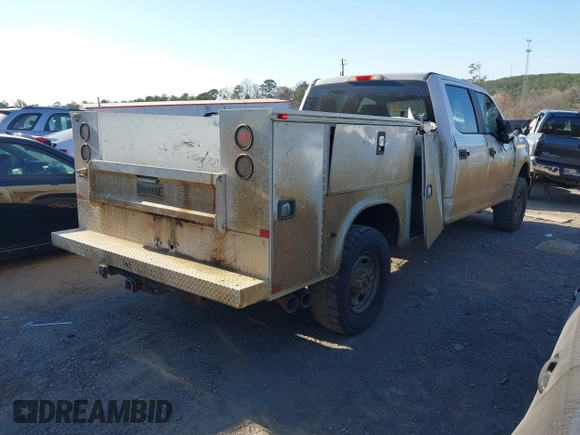 2017 Ford F-250 z VIN 1FD7W2BT0HEE98873, wystawiony jako IAAI lot #41541765 z przebiegiem 167 276 mil mil oraz . Historia ofert i sprzedaży dostępna na DreamBid. Obrazek 4.