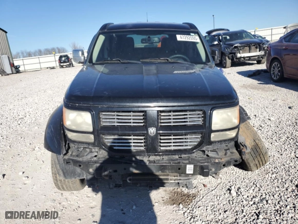 2011 Dodge Nitro Heat with VIN 1D4PU4GX7BW506263, listed as a Copart auction lot 47292095 with 210,980 mi miles and Salvage Title. Bid and sale history available at carsss.com. Image 5.