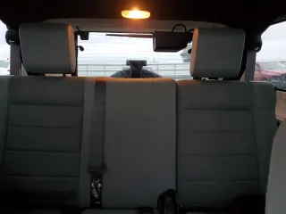 2007 Jeep Wrangler Unlimited Rubicon с VIN 1J8GA691X7L191115, выставлен на аукционе Copart как лот 87523925 с пробегом 85 709 миль миль и Списание • Salvage title. История ставок и продаж доступна на DreamBid. Изображение 10.