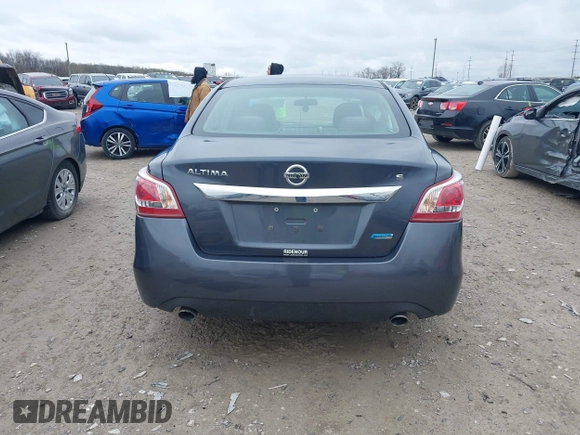 2013 Nissan Altima SV with VIN 1N4AL3AP8DN500589, listed as a IAAI auction lot 41916649 with 143,427 mi miles and . Bid and sale history available at carsss.com. Image 16.