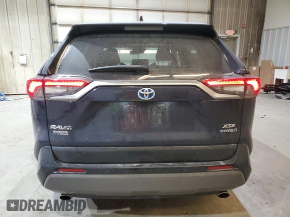 2021 Toyota RAV4 Hybrid XSE z VIN 4T3E6RFV3MU060982, wystawiony jako Copart lot #88068875 z przebiegiem 38 146 mil mil oraz Szkoda całkowita • Salvage title. Historia ofert i sprzedaży dostępna na DreamBid. Obrazek 6.