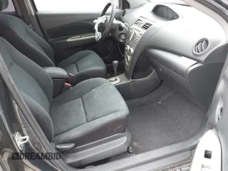 2009 Toyota Yaris with VIN JTDBT903994050383, listed as a IAAI auction lot 42134282 with 122,824 mi miles and . Bid and sale history available at DreamBid. Image 5.