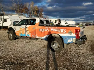 2017 Ford Super Duty F-450 DRW XL with VIN 1FT8W4DT5HEB49774, listed as a Copart auction lot 78473864 with 319,718 mi miles and Clean Title. Bid and sale history available at carsss.com. Image 2.
