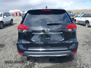 2017 Nissan Rogue SL with VIN 5N1AT2MV9HC868890, listed as a IAAI auction lot 41924174 with 91,037 mi miles. Bid and sale history available at carsss.com. Image 16.