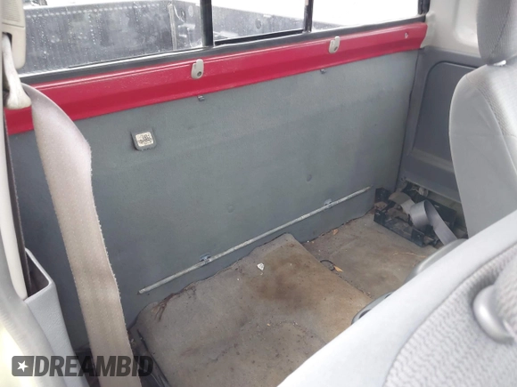2001 Nissan Frontier XE с VIN 1N6DD26S01C392257, выставлен на аукционе IAAI как лот 41699887 с пробегом 137 385 миль миль и . История ставок и продаж доступна на DreamBid. Изображение 8.