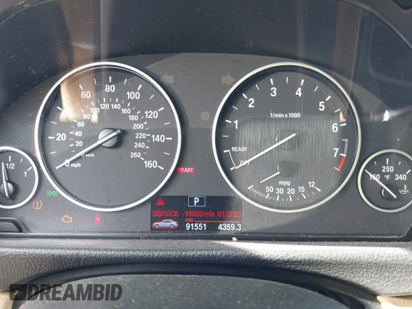 2012 BMW 3 Series 328i with VIN WBA3A5C52CF347326, listed as a IAAI auction lot 41918060 with 91,551 mi miles. Bid and sale history available at carsss.com. Image 7.