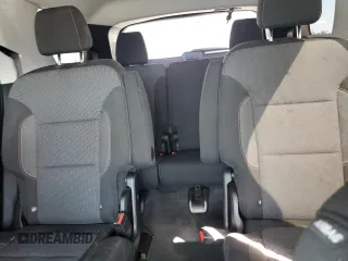 2020 Chevrolet Traverse LT Cloth z VIN 1GNERGKW1LJ318351, wystawiony jako Copart lot #53524485 z przebiegiem 108 821 mil mil oraz Szkoda całkowita • Salvage title. Historia ofert i sprzedaży dostępna na DreamBid. Obrazek 10.