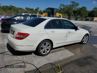 2009 Mercedes-Benz C 300 Sport with VIN WDDGF54X59R043359, listed as a Copart auction lot 61818785 with 113,448 mi miles and Salvage title. Bid and sale history available at DreamBid. Image 3.