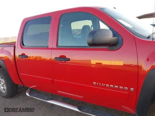 2007 Chevrolet Silverado 1500 LTZ with VIN 2GCEK13M471556251, listed as a IAAI auction lot 41851725 with 197,587 mi miles. Bid and sale history available at carsss.com. Image 13.