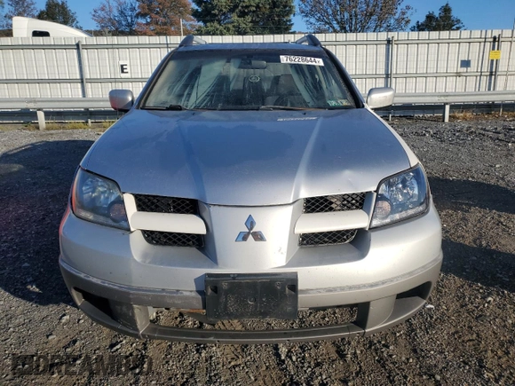2004 Mitsubishi Outlander LS z VIN JA4LZ31F74U028300, wystawiony jako Copart lot #76228644 z przebiegiem 174 424 mil mil oraz Szkoda całkowita • Salvage title. Historia ofert i sprzedaży dostępna na DreamBid. Obrazek 5.