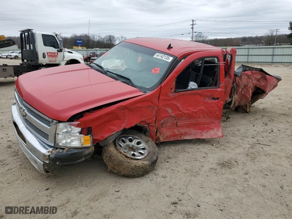 2013 Chevrolet Silverado 1500 LT with VIN 1GCRCSEA6DZ227075, listed as a Copart auction lot 44142135 with 126,474 mi miles and Clean Title. Bid and sale history available at carsss.com. Image 1.